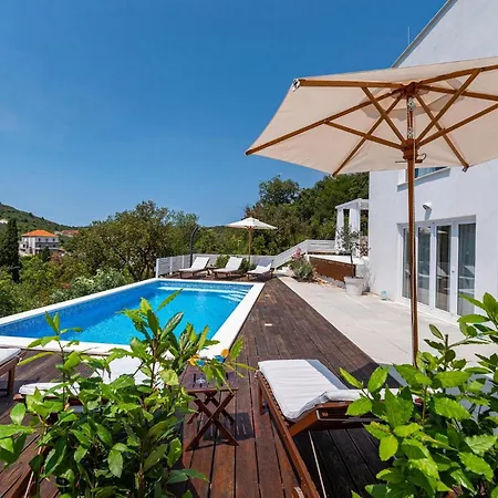 Artemis Casa de Férias Zadar