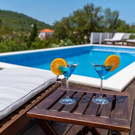Holiday home Artemis Zadar