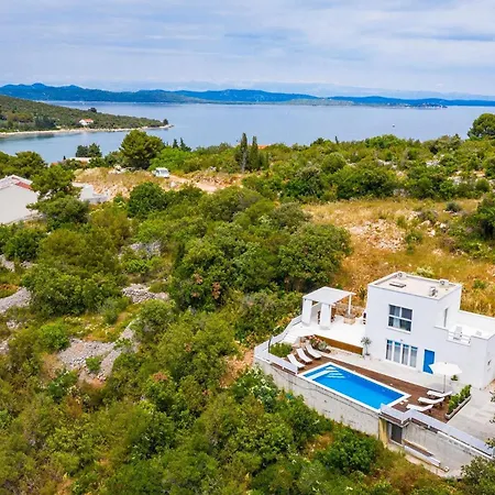 Artemis * Zadar
